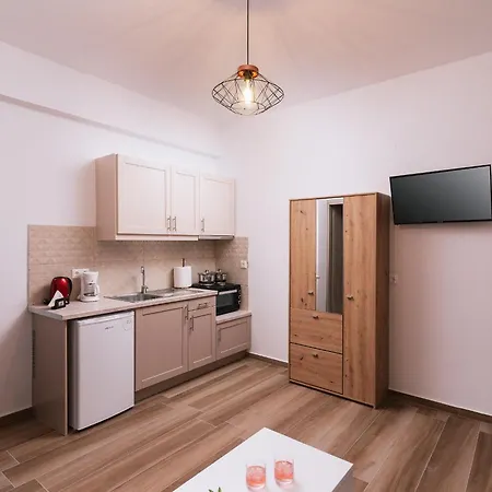 Sifogiannis Rooms Камиларион Экстерьер фото